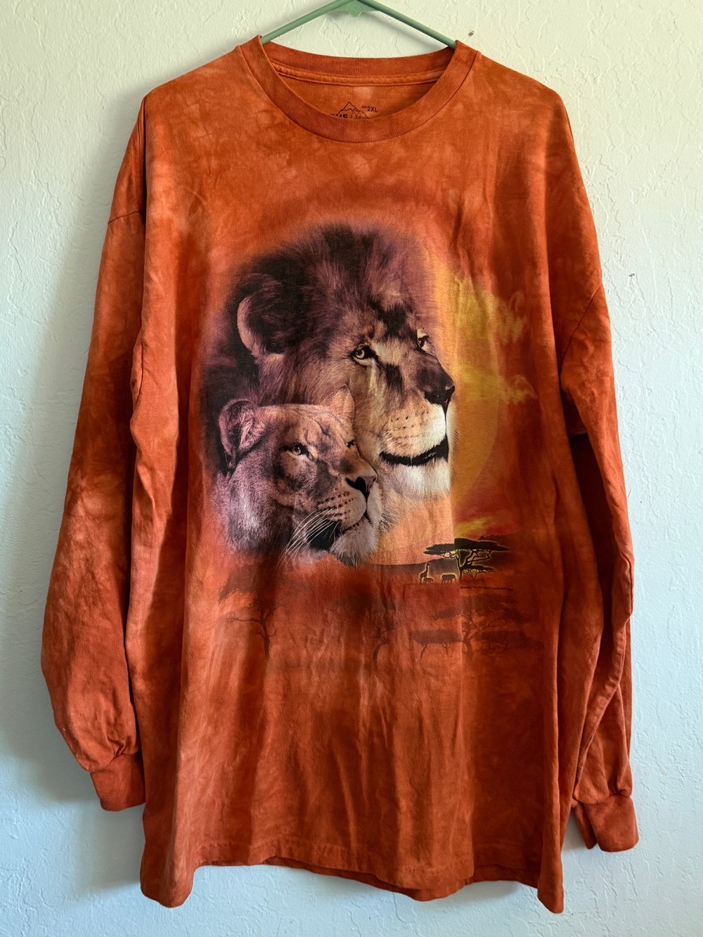 The Mountain Long-Sleeve Lion Sunset Graphic Tee - Orange